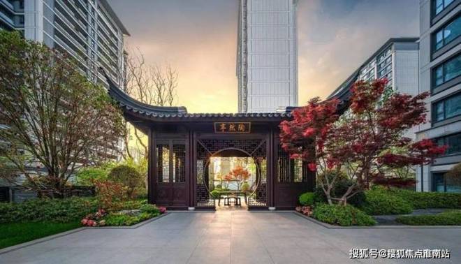 心 -环境 户型价格地址楼盘详情配套电话交房时间配套电话交房时间J9九游会2025年·和萃澜庭(售楼处) 首页网站 - 销售中(图16)