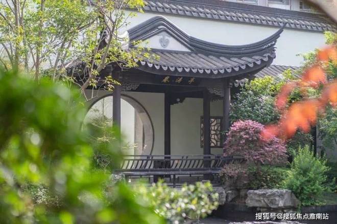 心 -环境 户型价格地址楼盘详情配套电话交房时间配套电话交房时间J9九游会2025年·和萃澜庭(售楼处) 首页网站 - 销售中(图18)